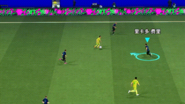 什么？球队经理正在热身！